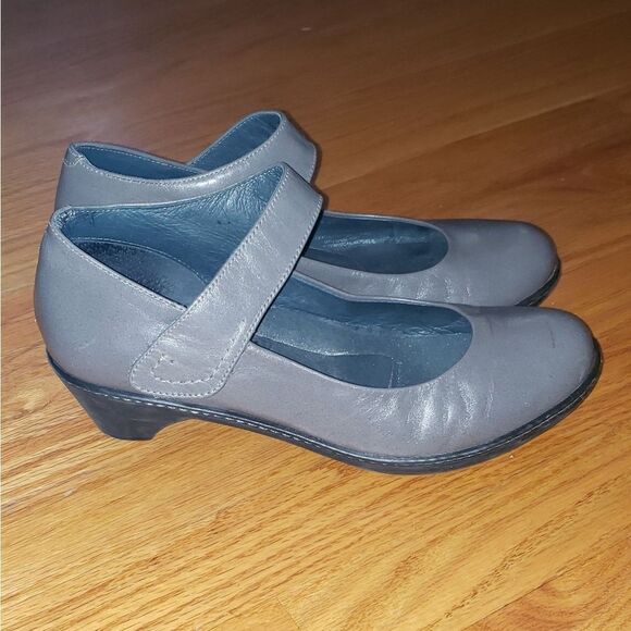 Dansko Shoes - Dansko professional heels 
